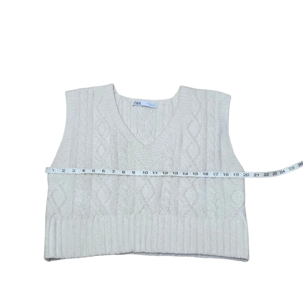 Zara Ivory Sweater Vest Size S Cable Knit Oversized Cropped Cozy Sleeveless